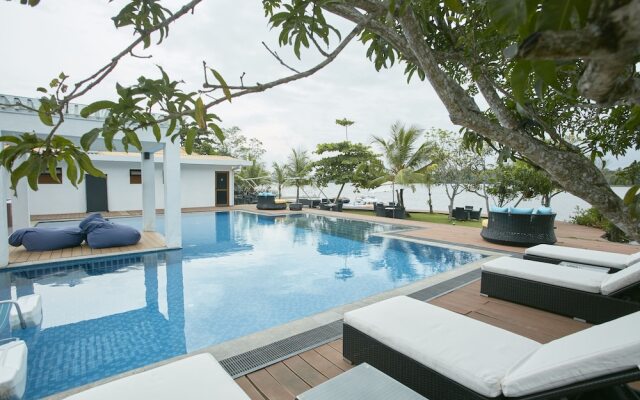 Flow by The Amber Collection - Luxury River Cruises in Sri Lanka