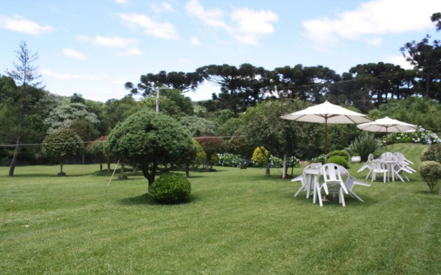 Pousada dos Pinheirais