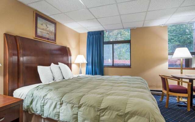 Econo Lodge Manchester