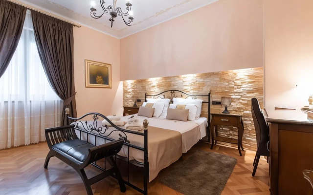 Unique Luxury Rooms