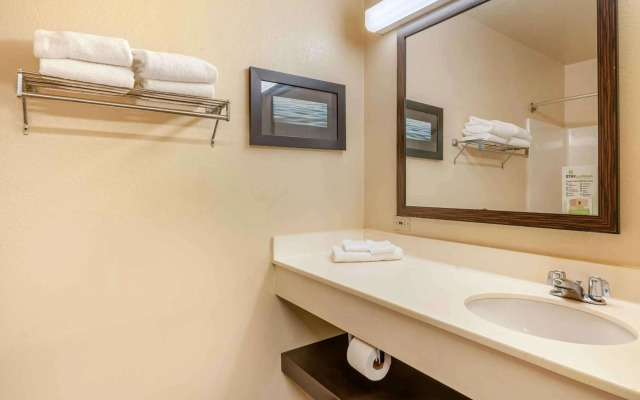 Extended Stay America Suites - Oakland - Emeryville