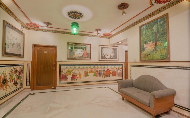 OYO 2428 Hotel Ashish