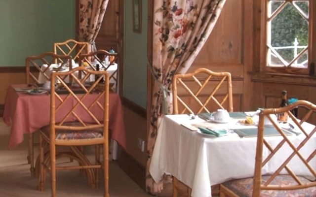 Somerton Court Country House