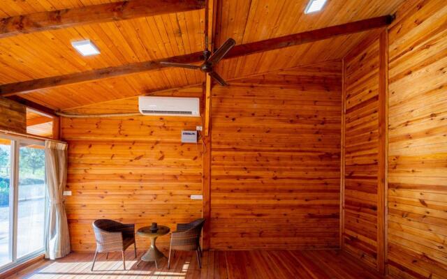 SaffronStays Cabana