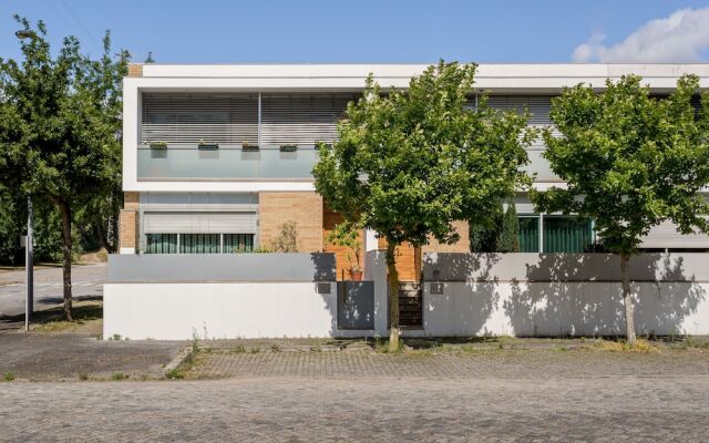 Altido Sleek House W/Balcony & 2 Terraces In Porto