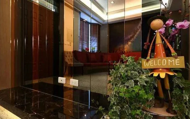 Pisces on the 6th and Breakfast