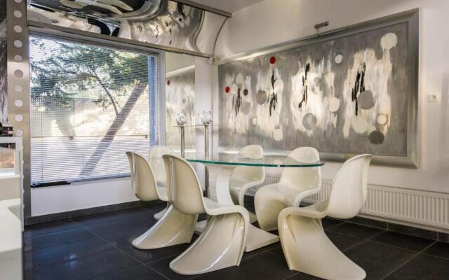 Villa BOND with private swimming Pool - 3m deep