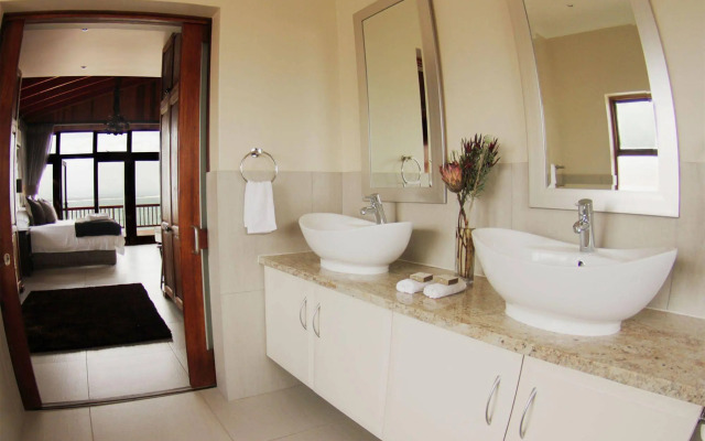 Shaloha Guesthouse on Supertubes