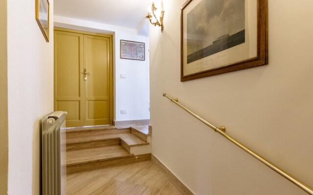 Sant'Elia Prestige Apartment with balcony