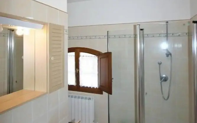 Spacious Farmhouse in Pienza with Swimming Pool