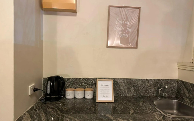 Acland Street Studio Apartment FREE PARKING