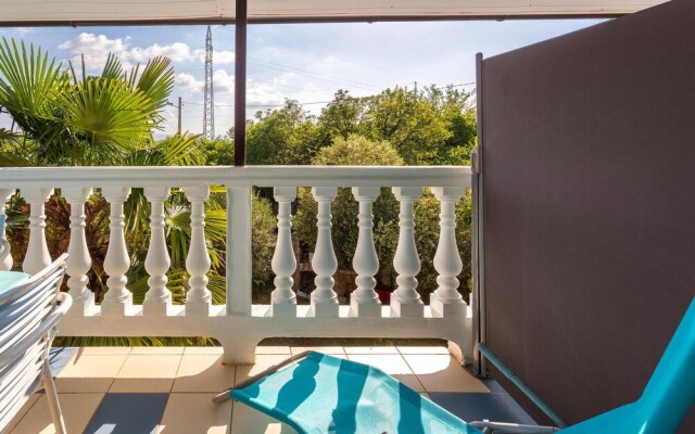 Stunning Apartment in Gabonjin With 1 Bedrooms and Wifi