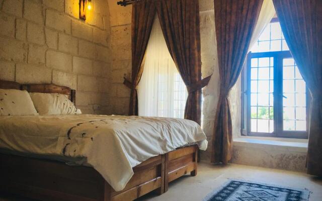 Mons Masius Hotel