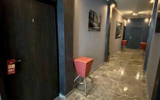 Luxury Apartments Ivon