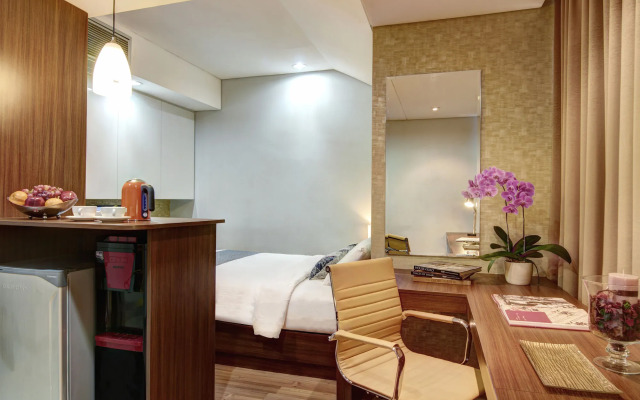 Sampit Residence Managed by FLAT06