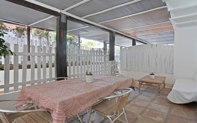 Lovely Bungalow in Oliva With Swimming Pool