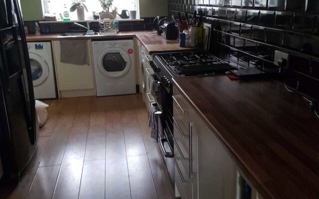 Beautiful Rooms Near Excel Center