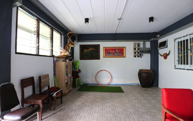 9G Room