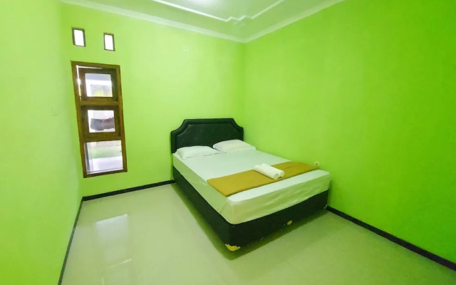 Tentrem Homestay by FH Stay