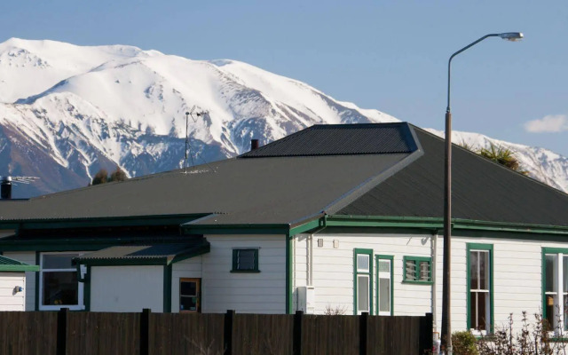 Pinedale Lodge & Apartment