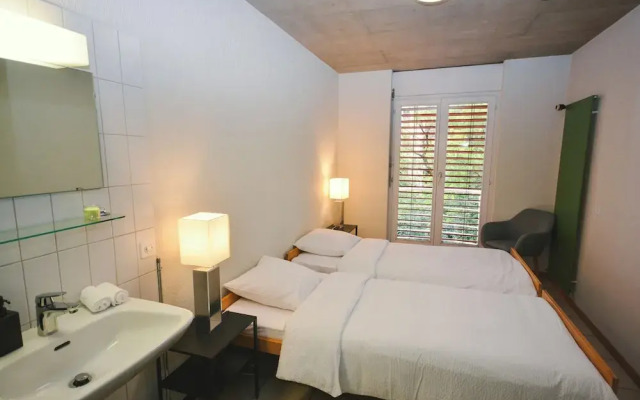 Alaïa Hostel