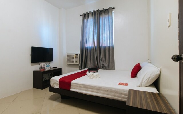Golite Hostel by RedDoorz