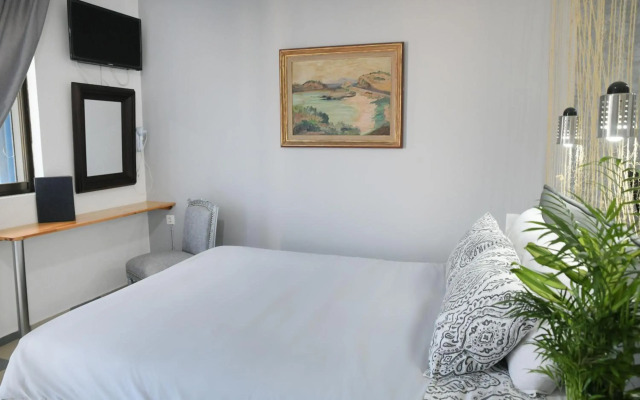 Panorama Studios & Apartments