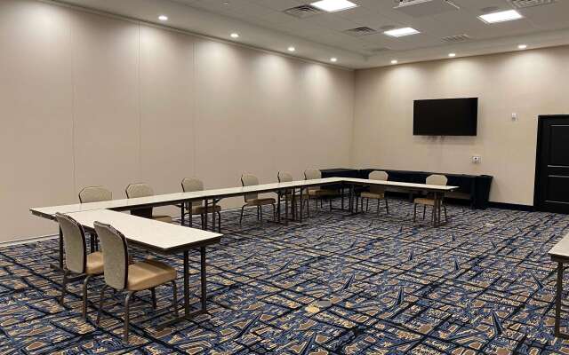La Quinta Inn & Suites by Wyndham Lubbock Southwest