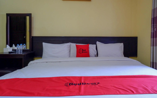 RedDoorz near Citraland Waterpark Kendari