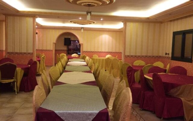 Al Mahmal Palestin Hotel
