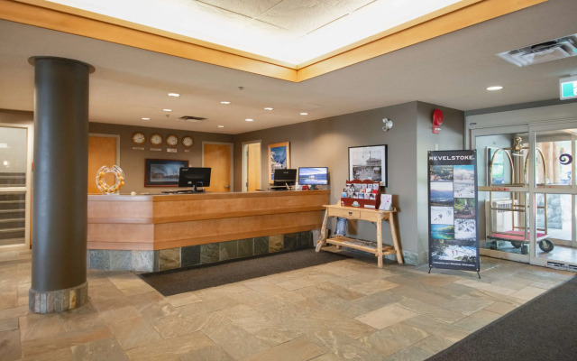 Coast Hillcrest Hotel
