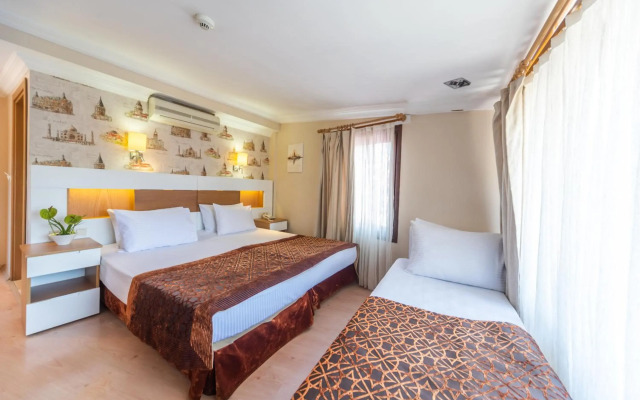 Taya Hatun Hotel