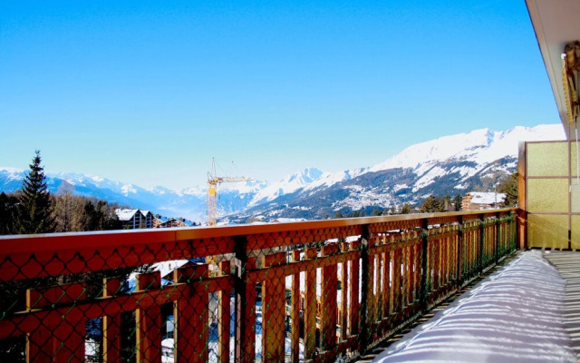 Mountain View & Spacious - Flaminia C