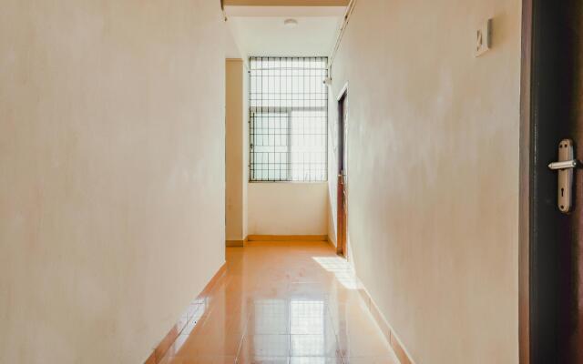 OYO CHN1632 Annai Arul Residency