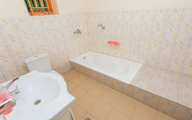 Iwacu Guesthouse