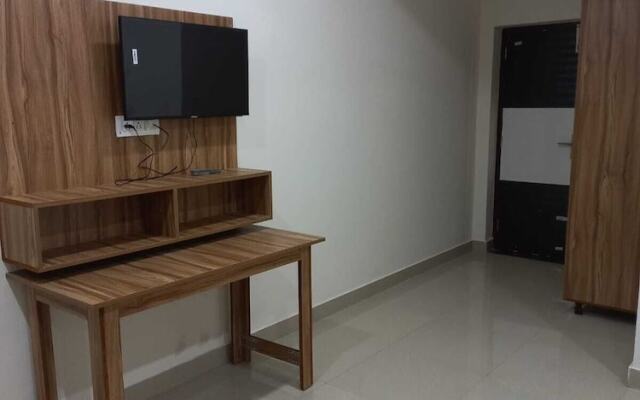 Tirath Hotel - Rishikesh - Uttrakhand