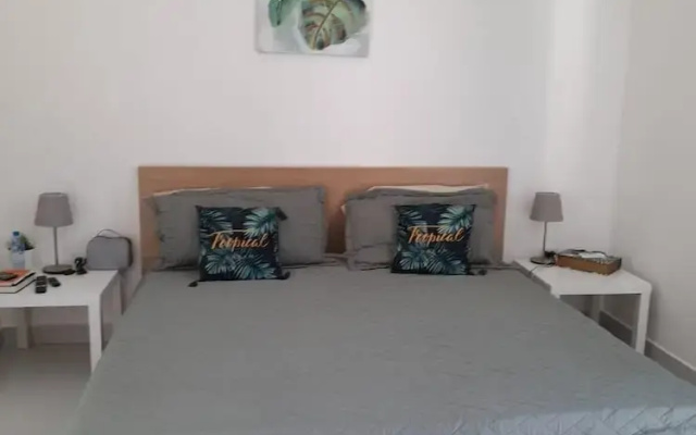 Villa Sleeps 8 With Private Pool