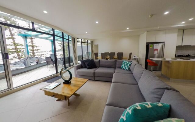 Manly Stay LUX Apartments