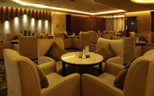 Huagang International Hotel