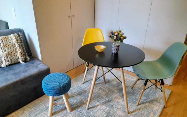 White Design Apartment