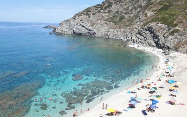 Arenosu a pochi Km dalle spiagge