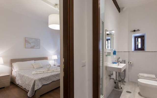 Rental In Rome Pelliccia Apartment