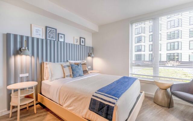 Marina Square Suites