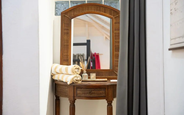 Villa Kapresse du 978