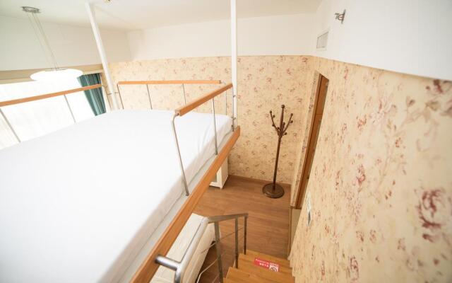 Westlake 7 Service Apartment