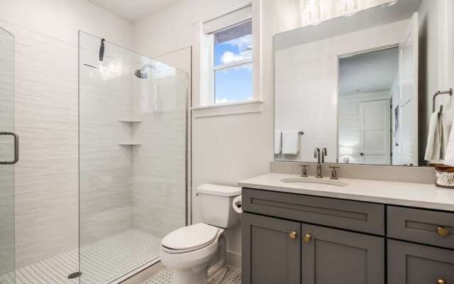 Desert Brooke 5 Bedroom Townhouse