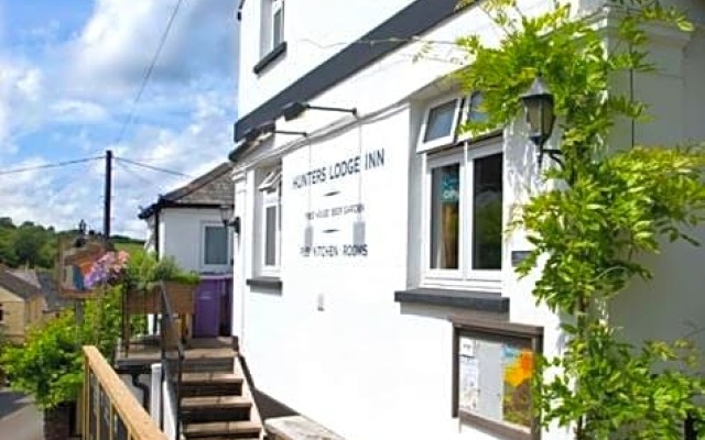 Hunters Lodge Inn