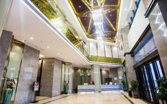 Mingzhi Hotel (South Station of three high-speed railway in Huizhou)