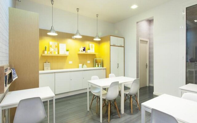Ramblas by Pillow Hostel - Adults only