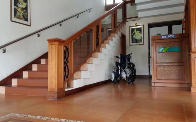 Issacs Residency